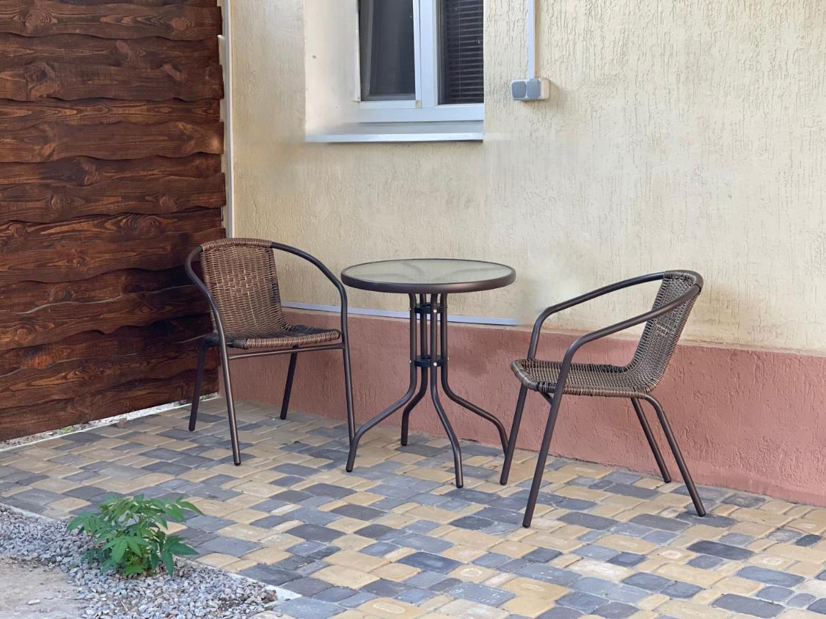 Flat In The Center Of The